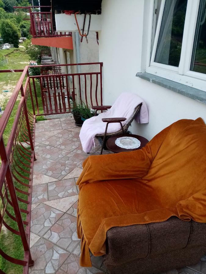 Apartman Pivsko Jezero Hotel Plužine Eksteriør billede